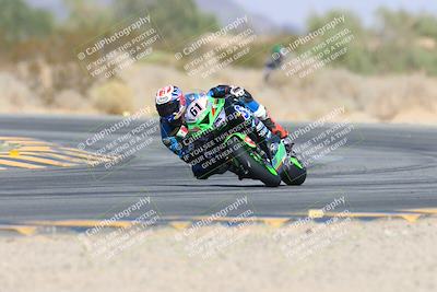 media/Oct-19-2024-CVMA (Sat) [[7df39c5a0d]]/Race 4-Formula Middleweight/